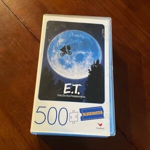 E.T. Movie 500 Piece Puzzle Drew Barrymore 80s Hollywood Blockbuster Video